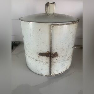 Dutch Vintage Enamel pie carrier and display box.